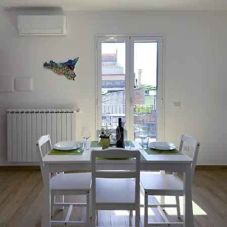 Albachiara House בית נופש